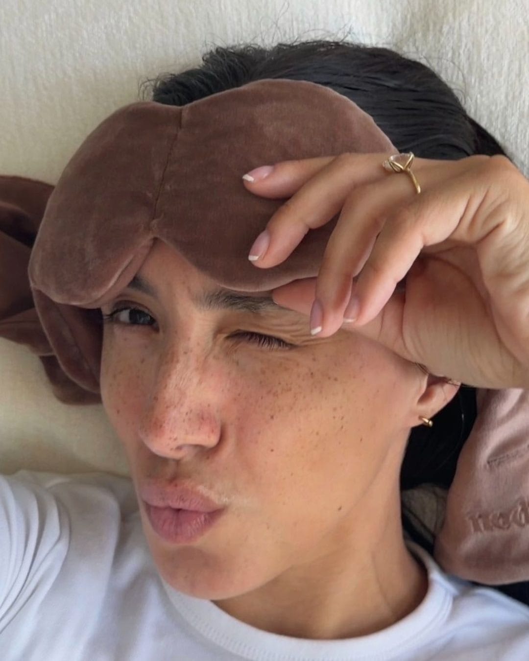 Customer photo review of Dozzli Weighted Sleep Mask