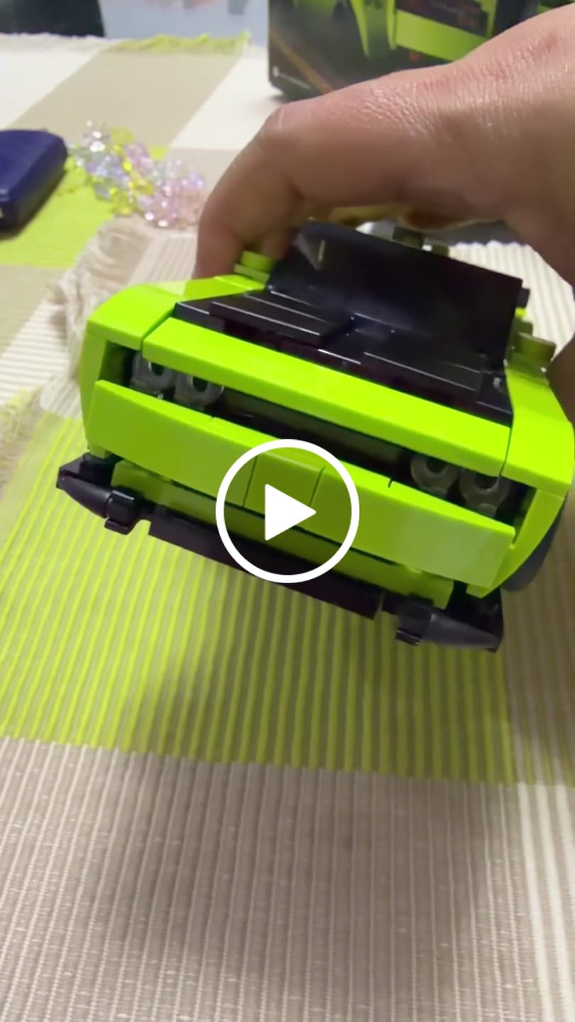 Customer video review of AUTO DEPORTIVO DODGE CHALLENGER SRT HELLCAT