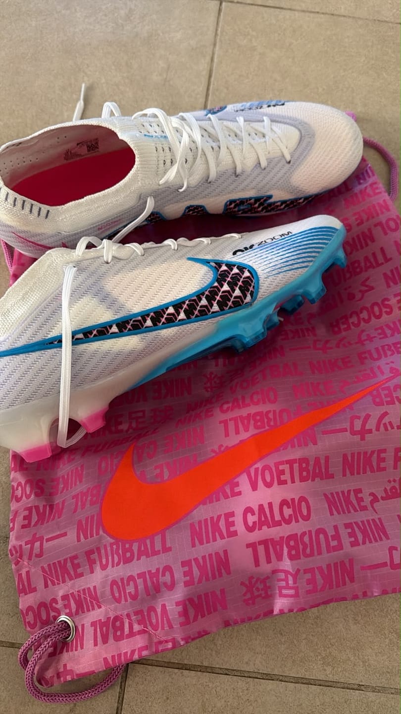 Customer photo review of NIKE AIR ZOOM MERCURIAL VAPOR XV ELITE FG