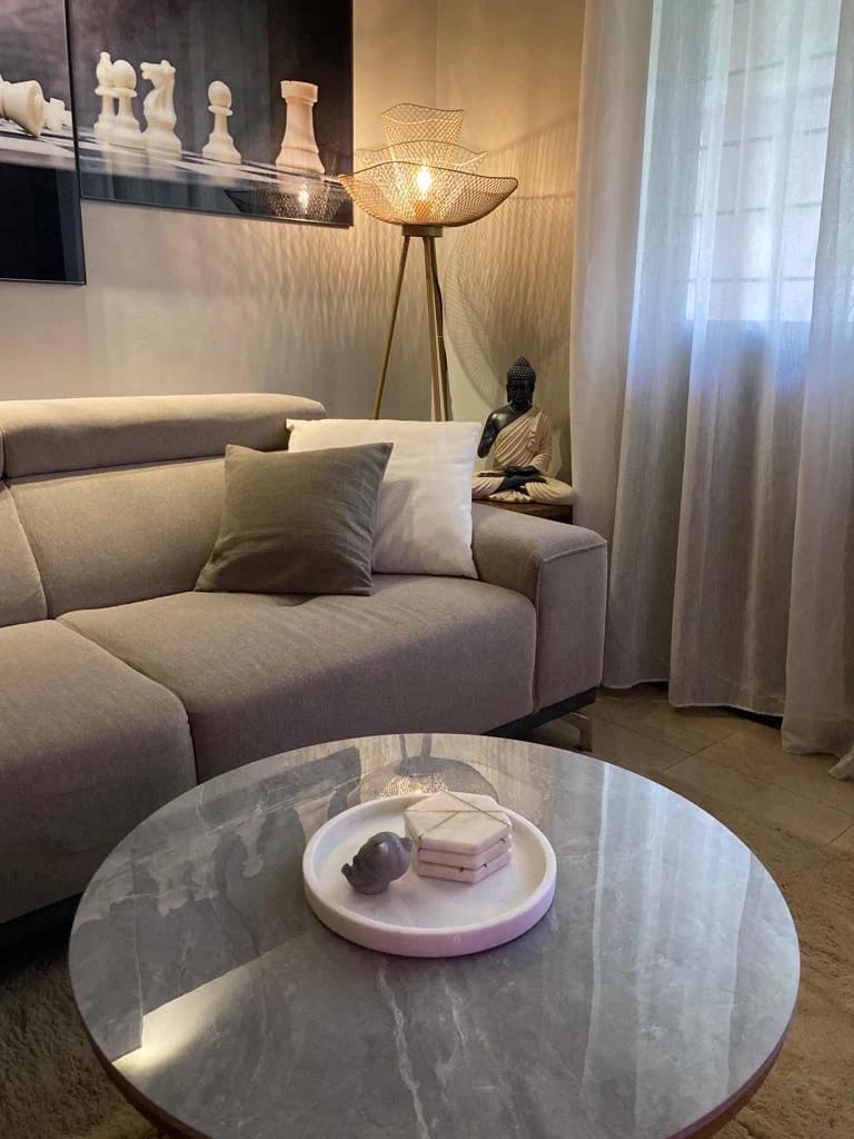 Customer photo review of Mallawi Metal Floor Lamp