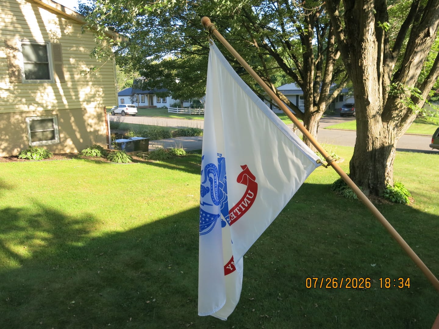 Customer photo review of Non-Tangle Flagpole Spinners