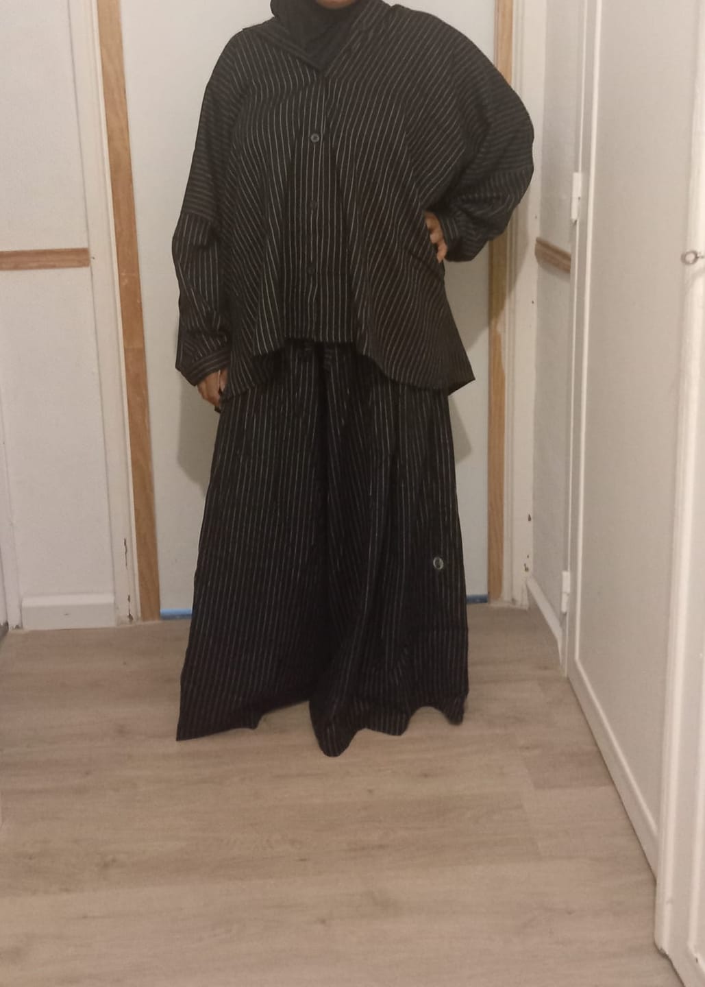 Customer photo review of Chemise oversize en lin rayé « LINE SHIRT » - OUMMI BASICS