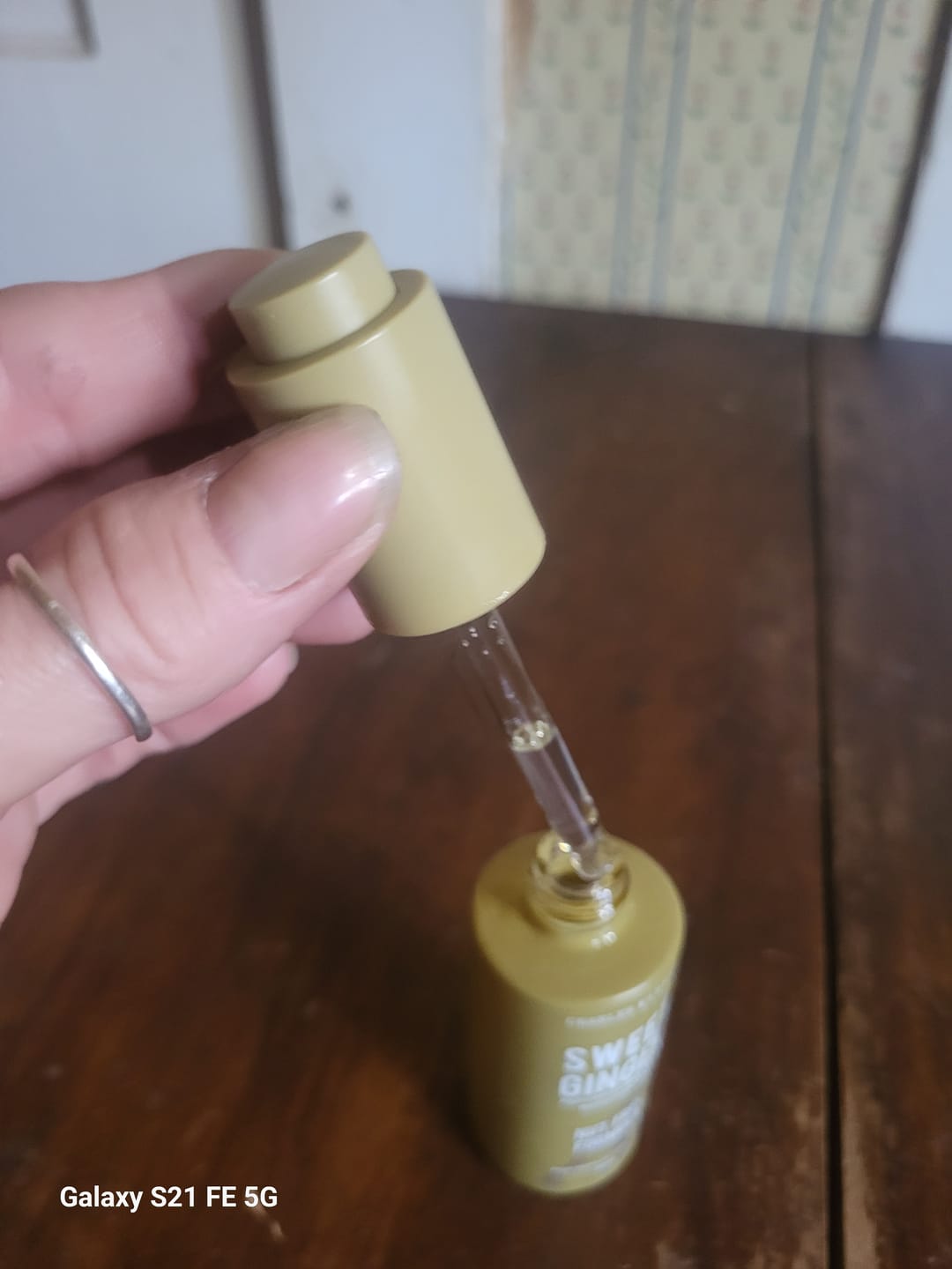 Customer photo review of [Nut-Free] Sweet Ginger Dry Oil for Sensitive Skin