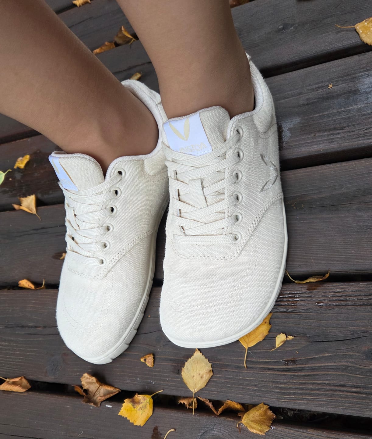 Customer photo review of Vaistoa Huoleton -paljasjalkasneakerit