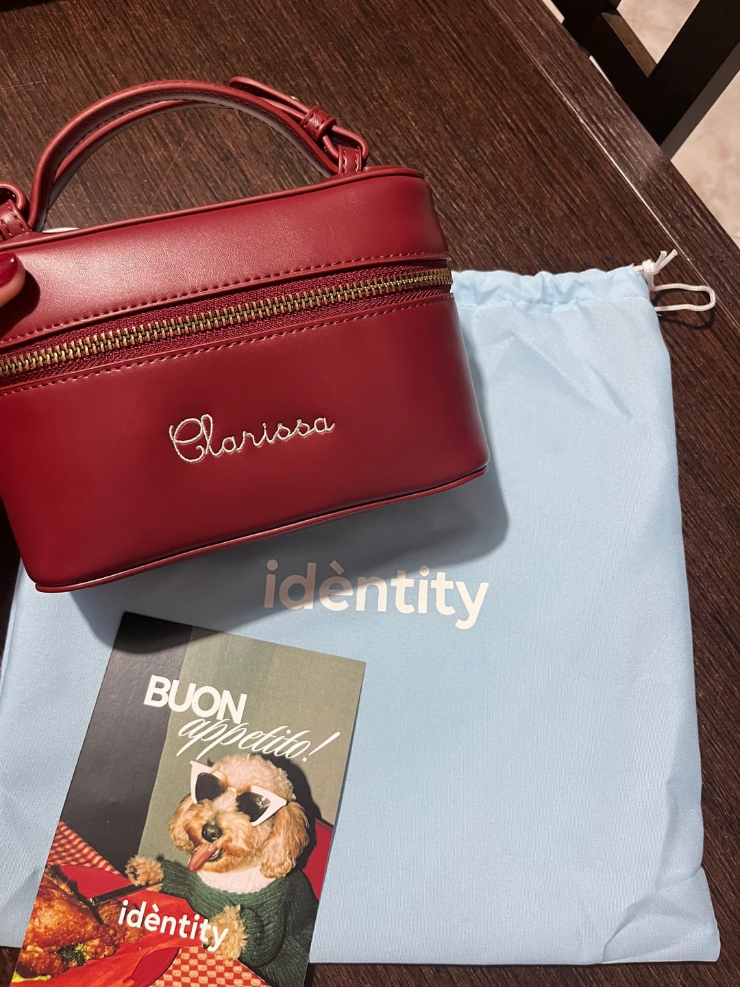 Customer photo review of Borsa Vanity - Amarena
