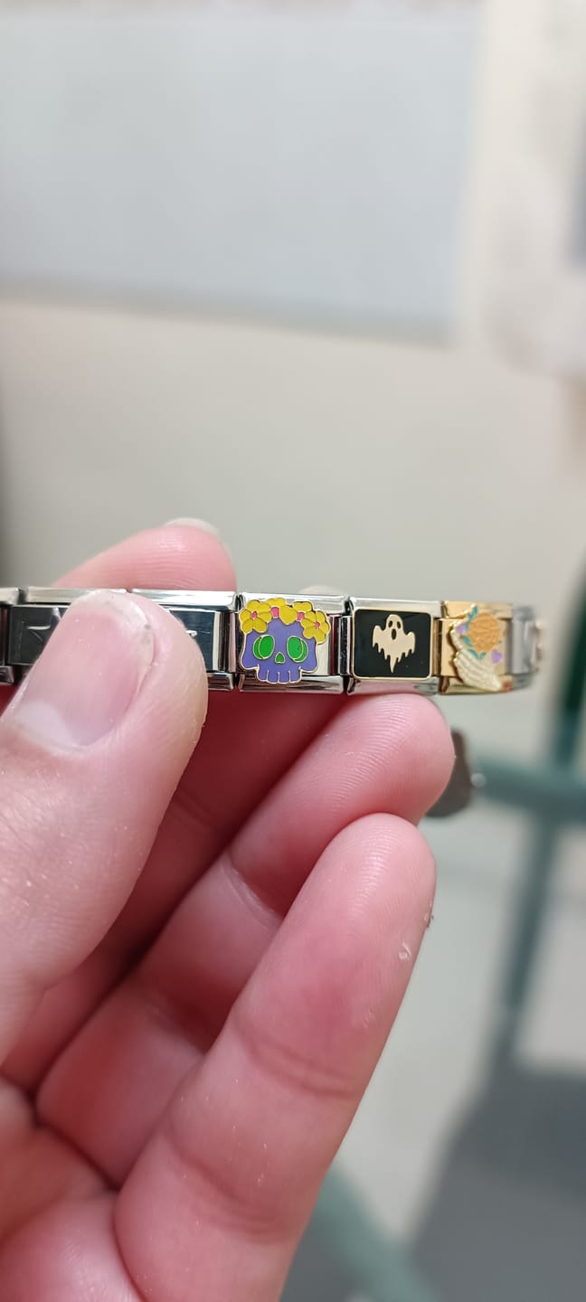 Customer photo review of Charm Calavera Con Flores