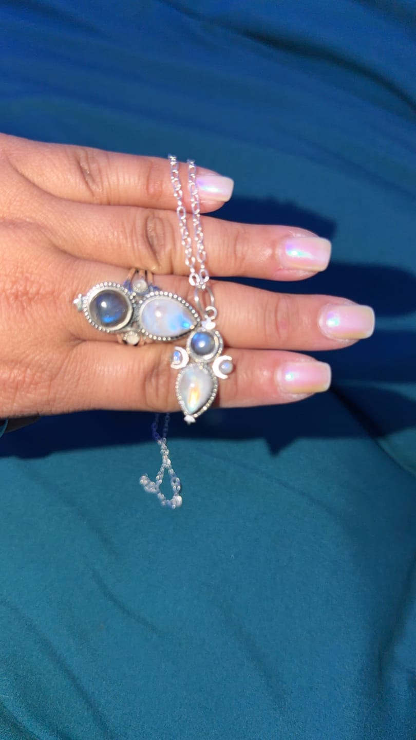 Customer photo review of Celestial Moonstone and Labradorite Silver Ring