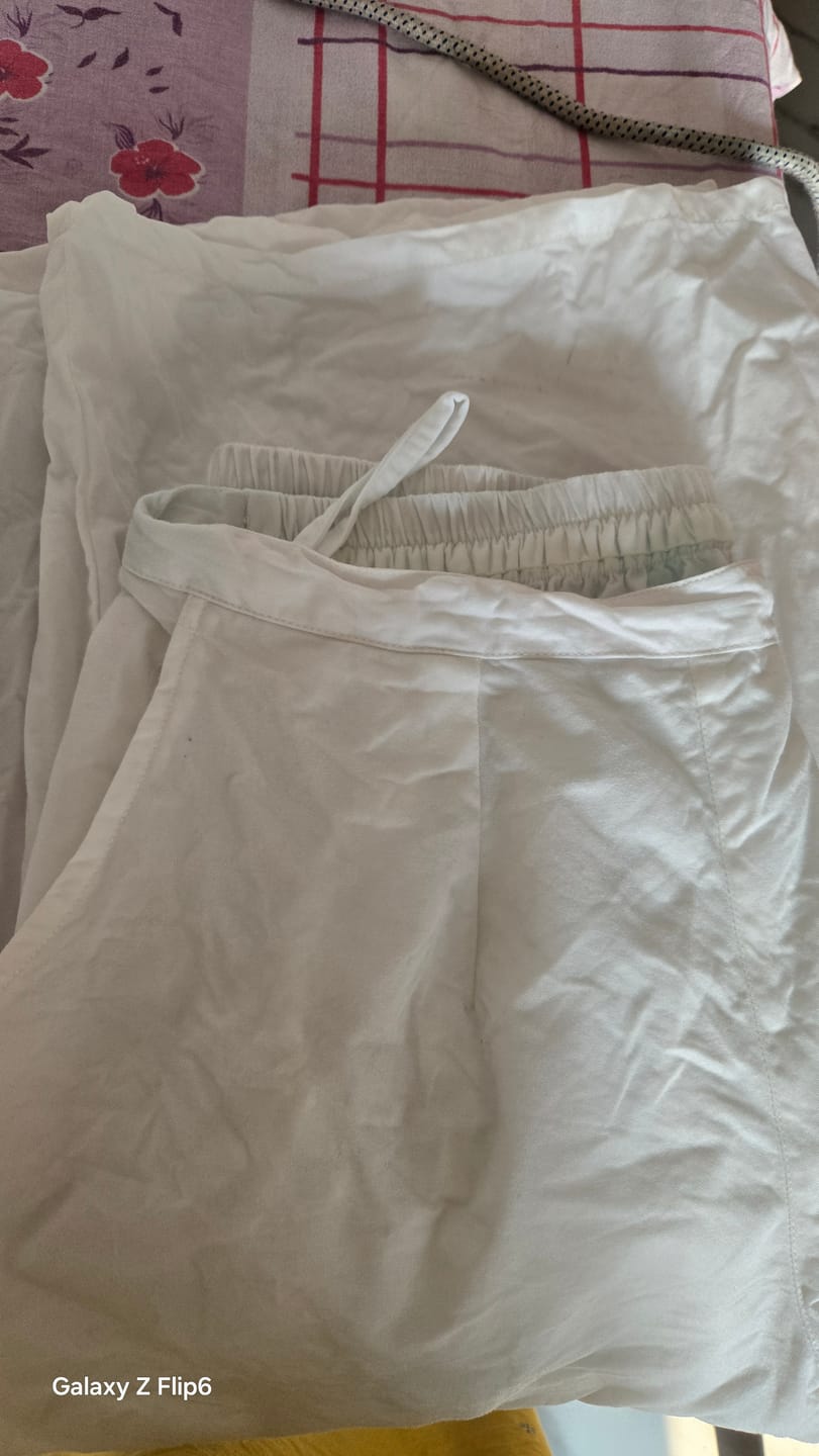 Customer photo review of Women White Viscose Palazzo Pant