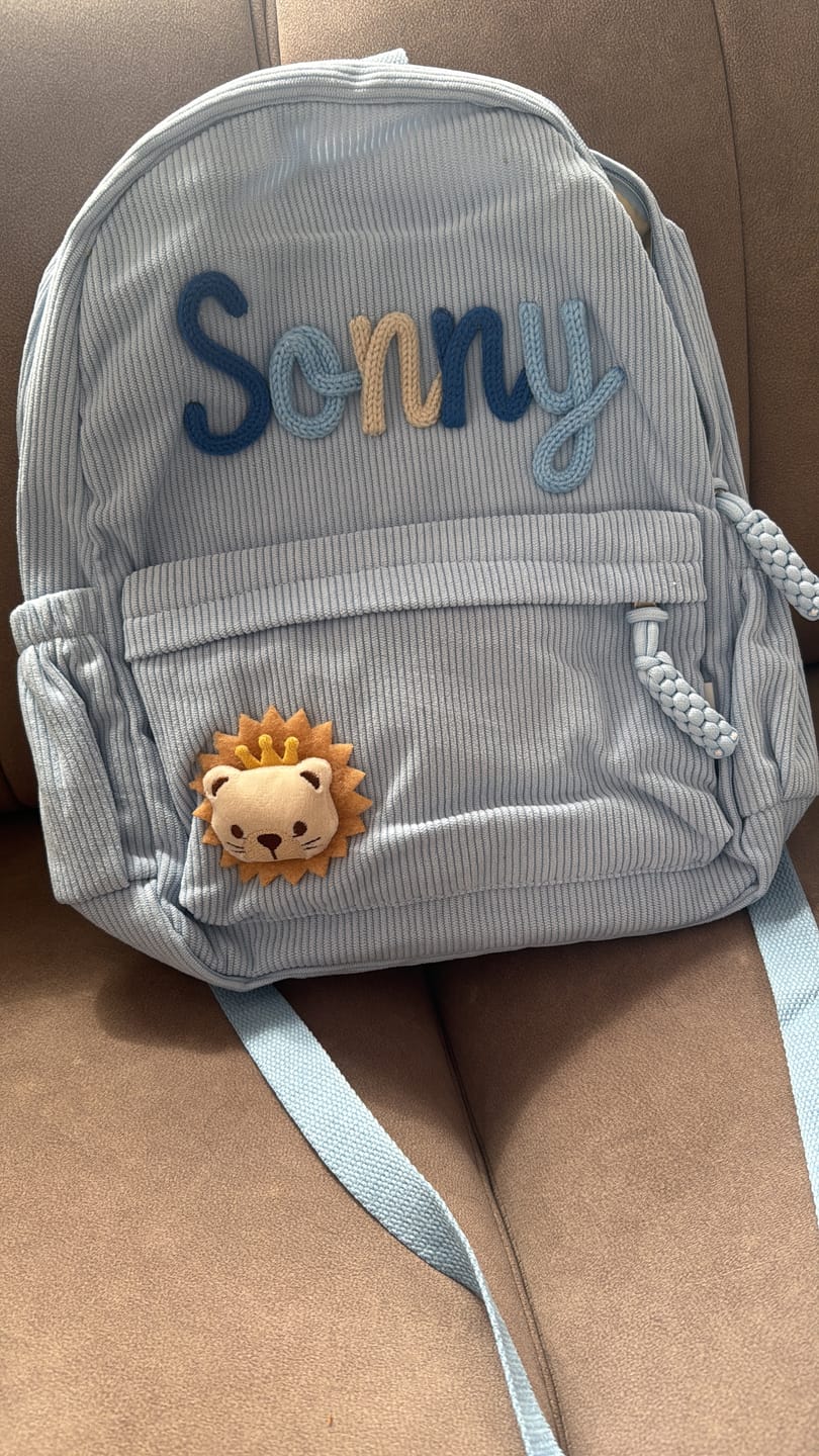 Customer photo review of K&C - Personalized Knitted Backpack