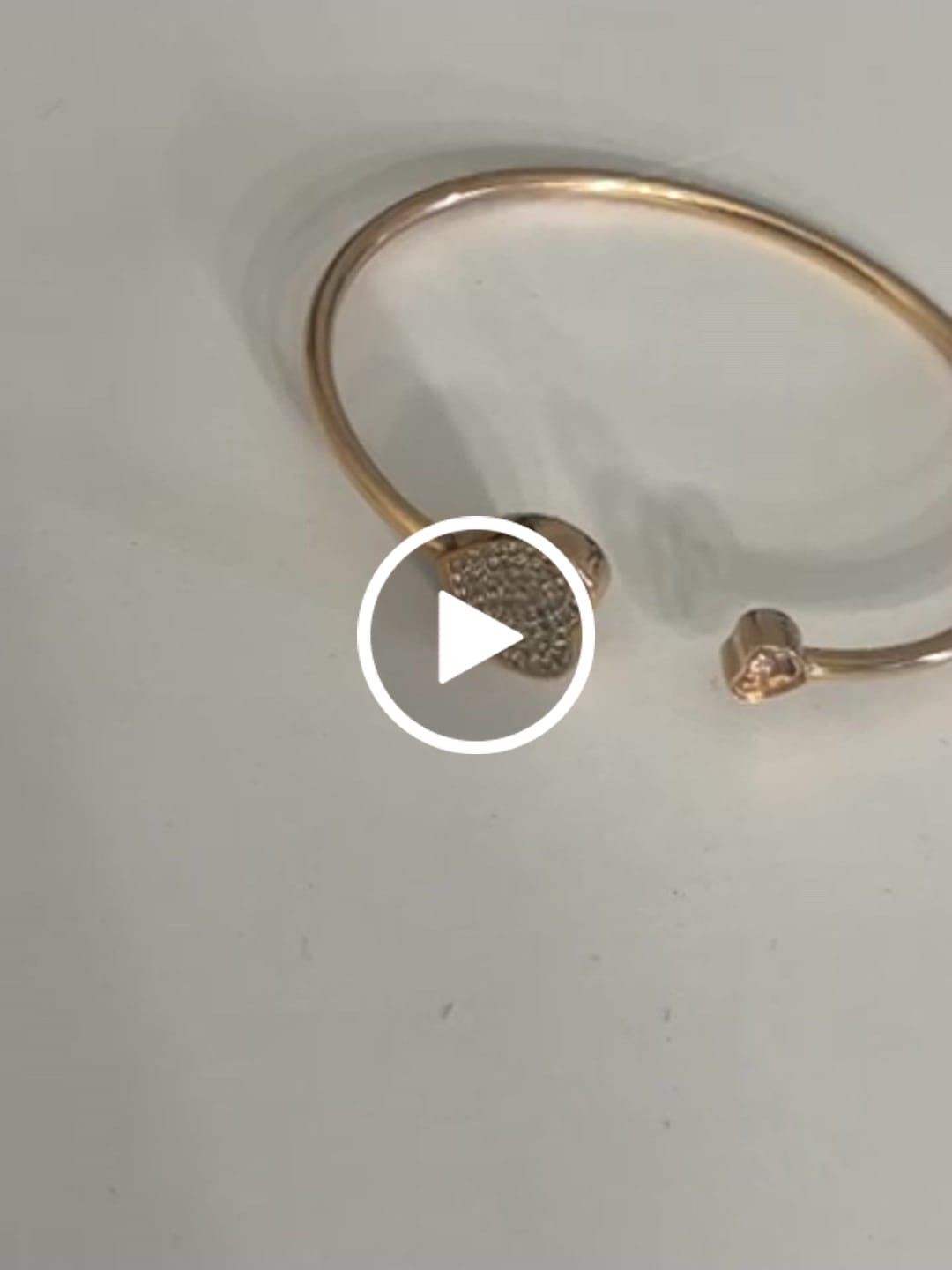 Customer video review of HAPPY HEART PINK GOLD BRACELET DIAMOND