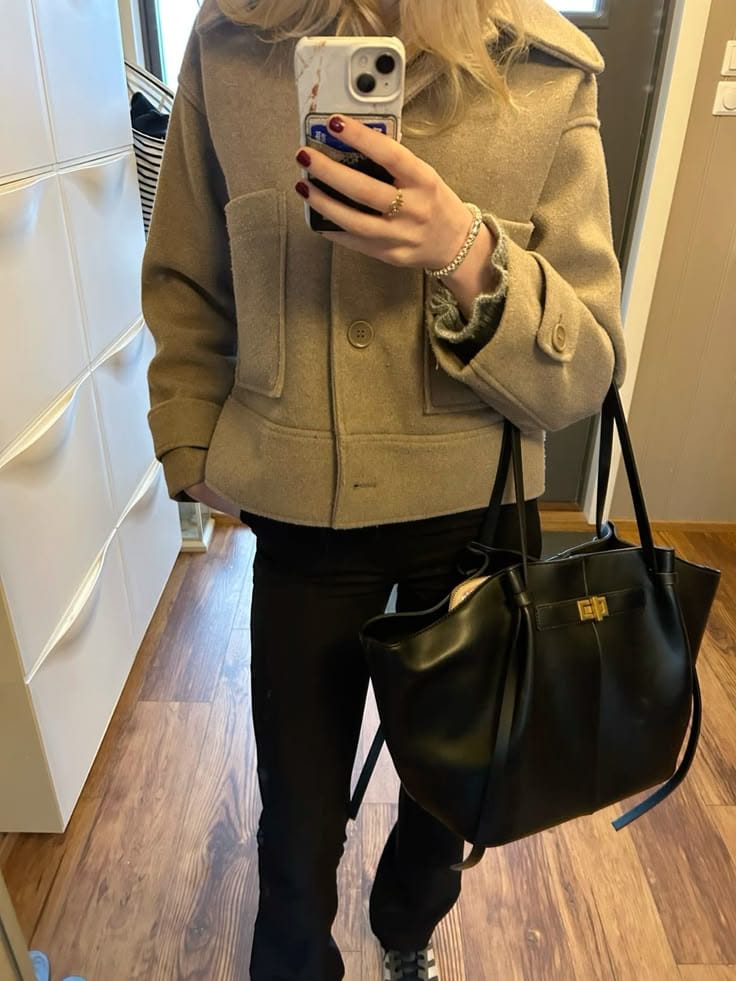 Customer photo review of Velora Tricot