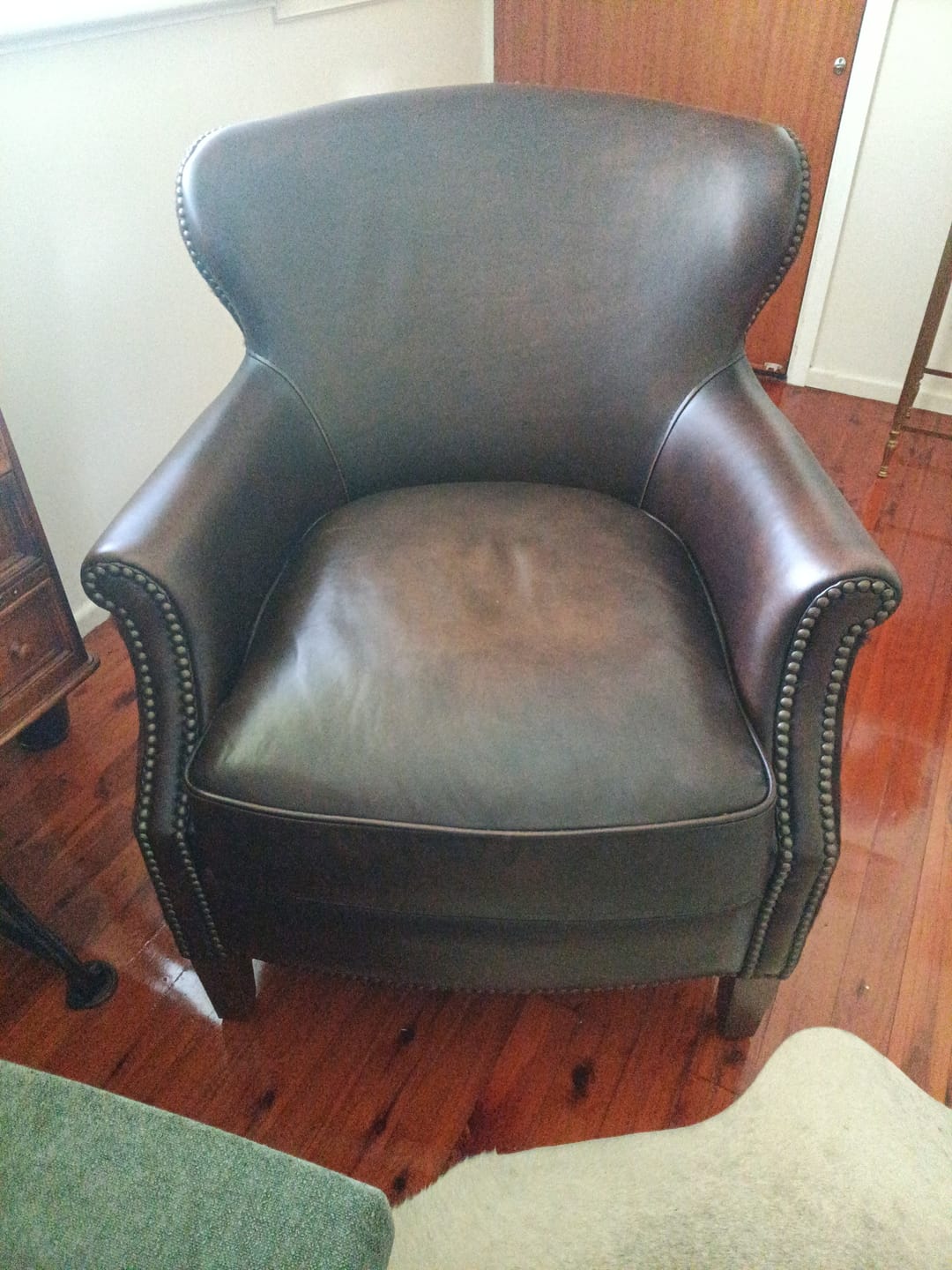 Customer photo review of Cowhide Leather Arm Chair