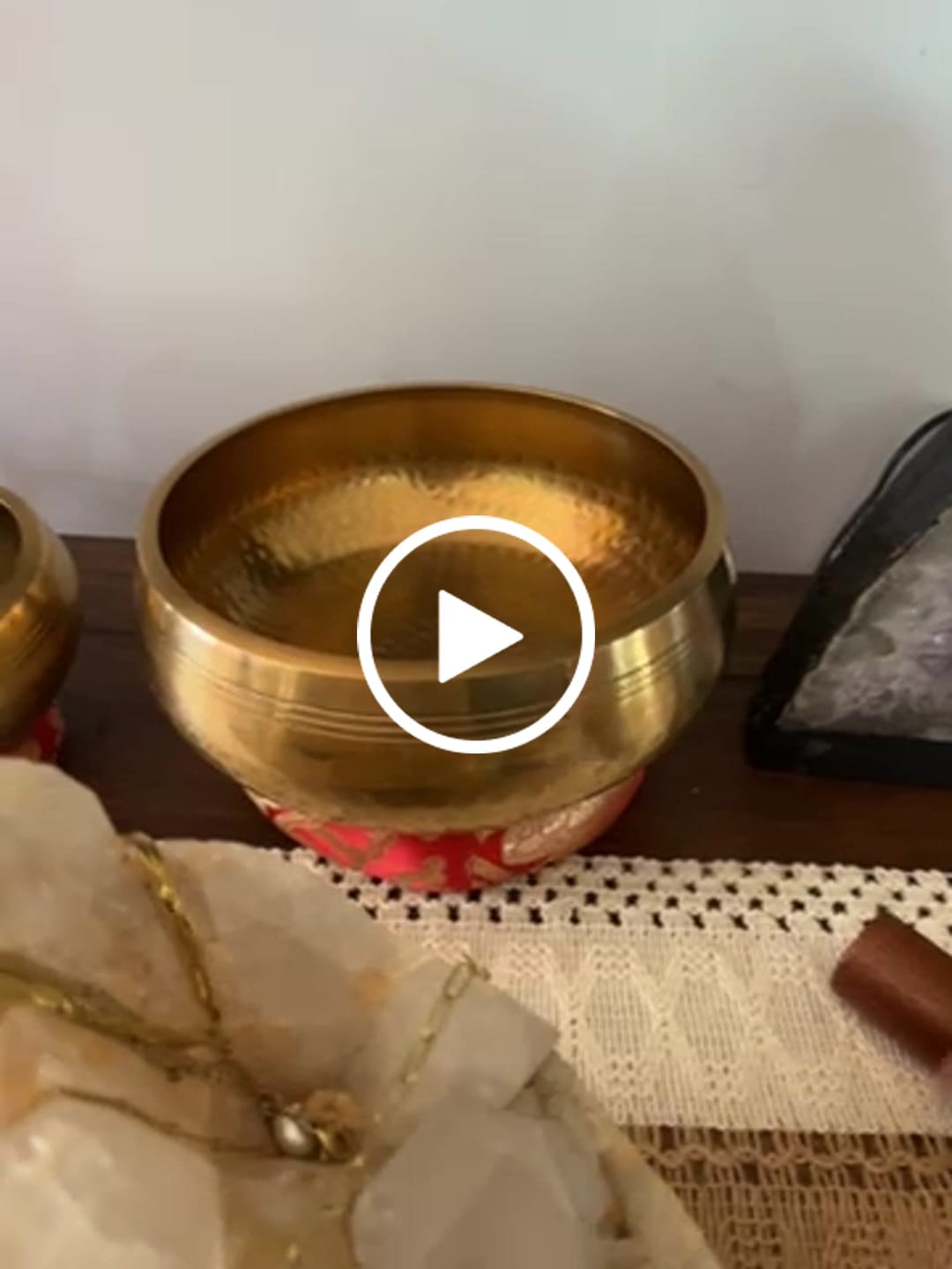 Customer video review of Tibetan Singing Bowl Nepal Handmade Meditation 9.5cm-20cm