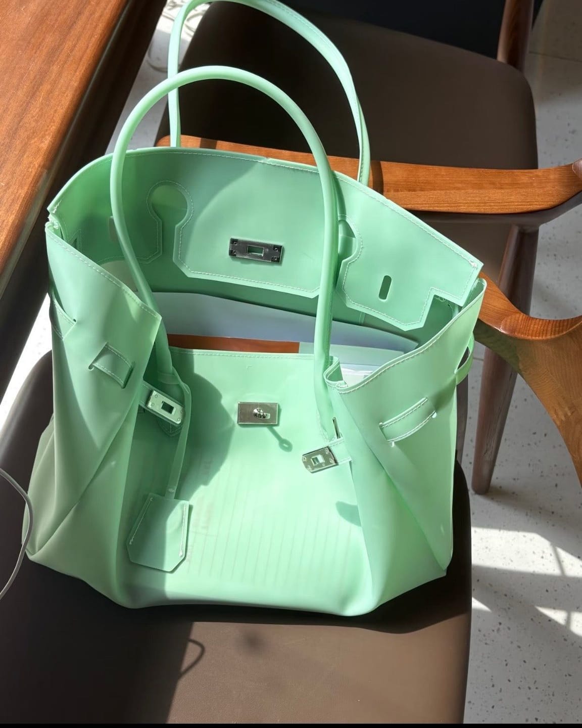 Customer photo review of Jello Tote Azur | Jello Firkin