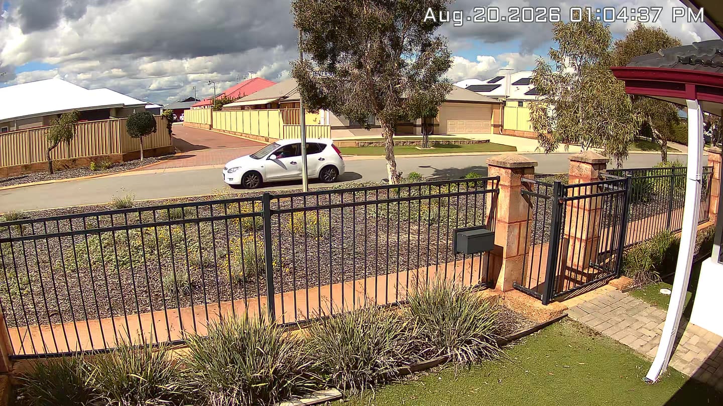 Customer photo review of KeldCo Solar Camera 3.0 128GB Perimeter Kit
