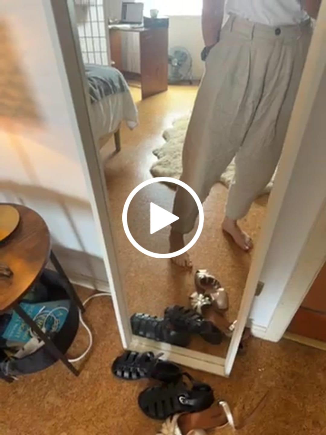 Customer video review of Tapered Suiting Linen Trouser