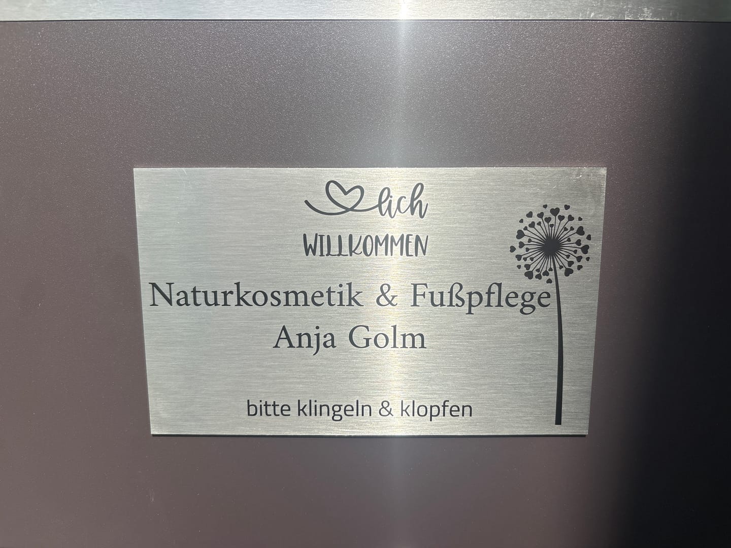 Customer photo review of V2A Edelstahlschild in verschiedenen Größen, individuell personalisierbar.