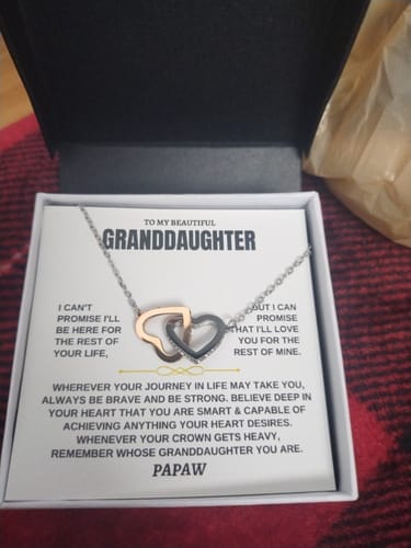 Customer photo review of Gift for Granddaughter from Grandpa Interlocking Hearts Necklace Gift