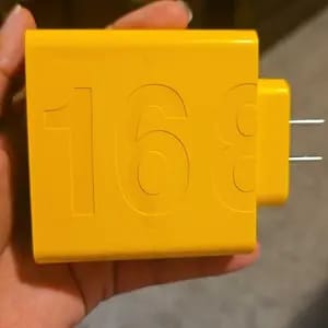 Customer photo review of Ricarica Veloce Hub USB 8 Porte Multiporta USB-C e USB-A