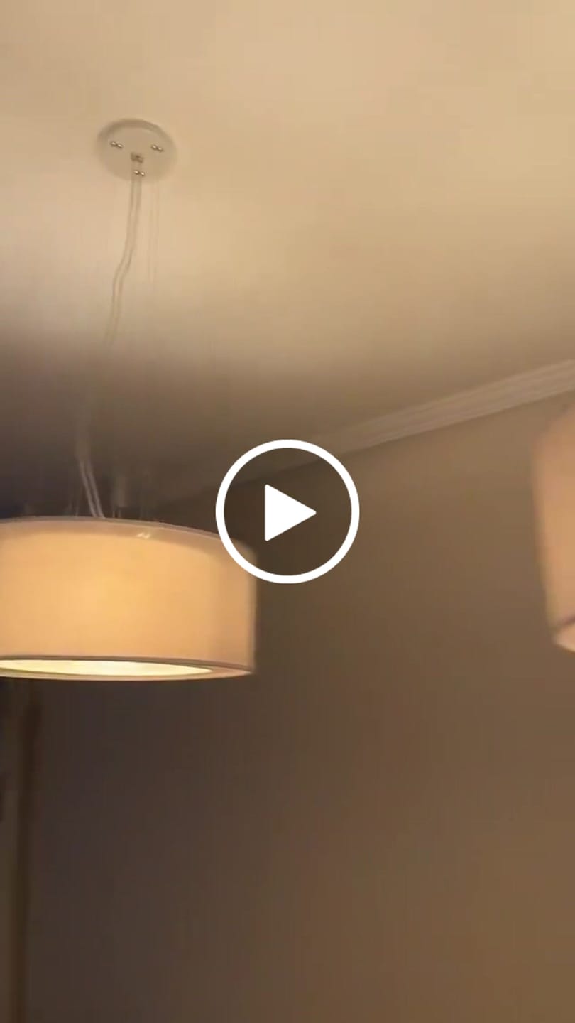 Customer video review of Luminária Pendente de Teto com Cúpula Dupla em Linho 40cm