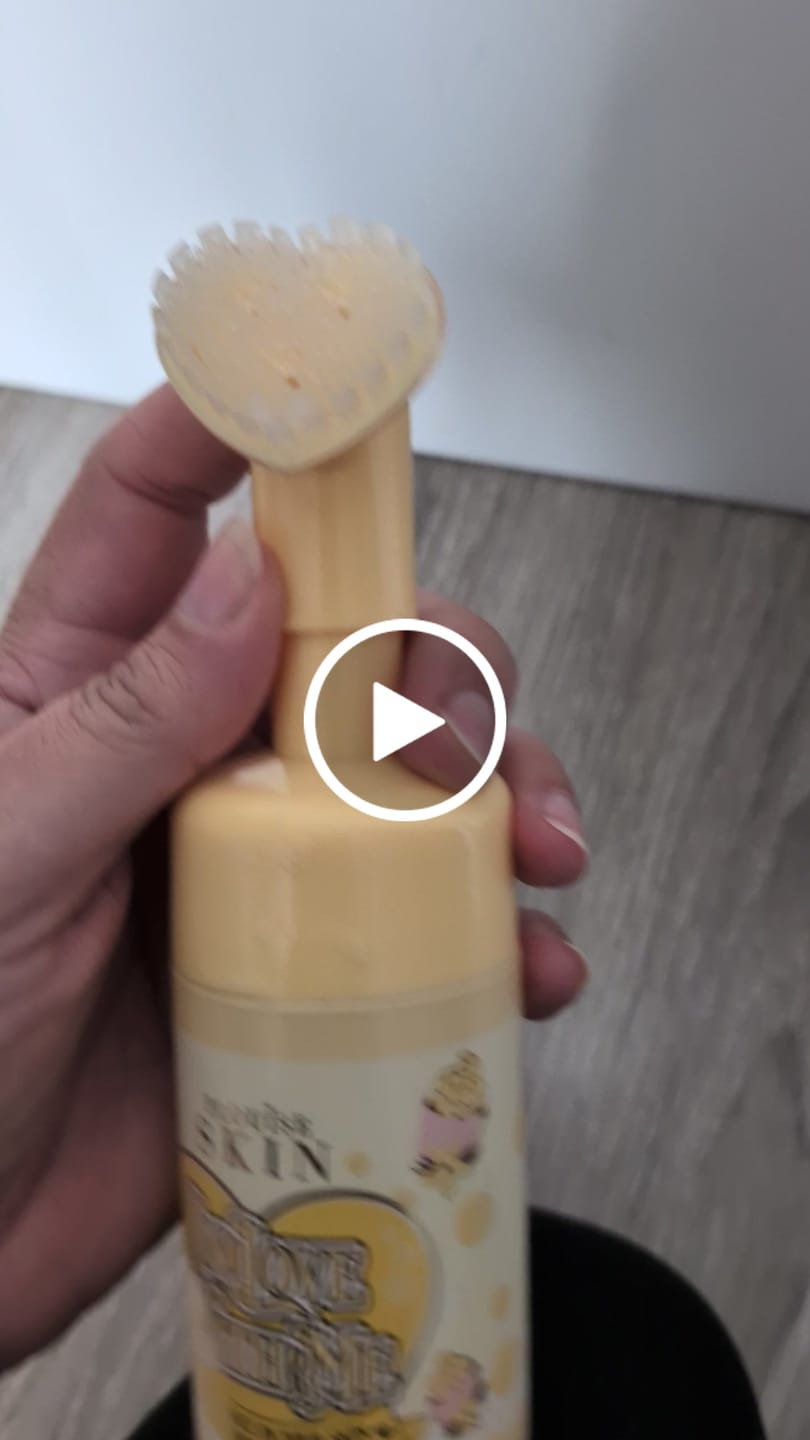 Customer video review of In Love With Me Foaming Facial Cleanser