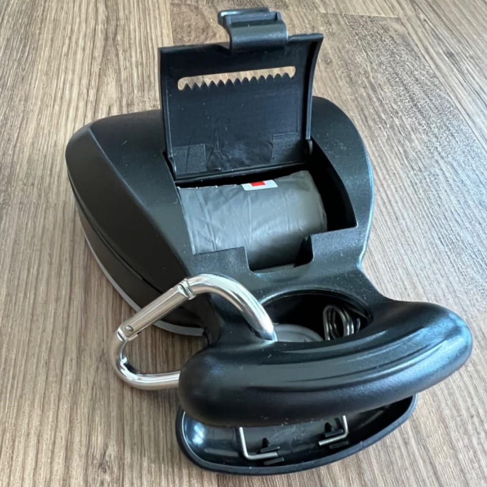 Customer photo review of TIDYWAG™ Foldable Dog Poop Scooper