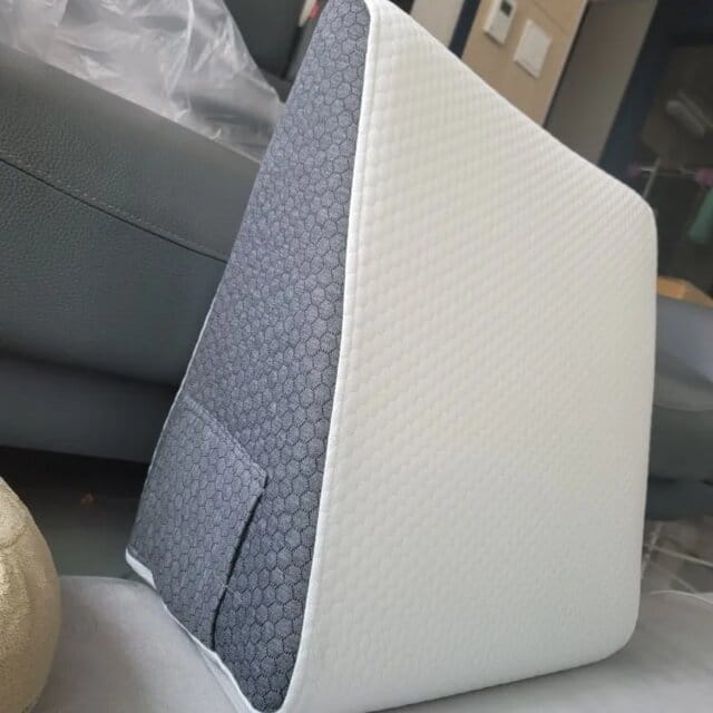 Customer photo review of Oreiller Ergonomique – Le confort idéal pour des nuits plus reposantes