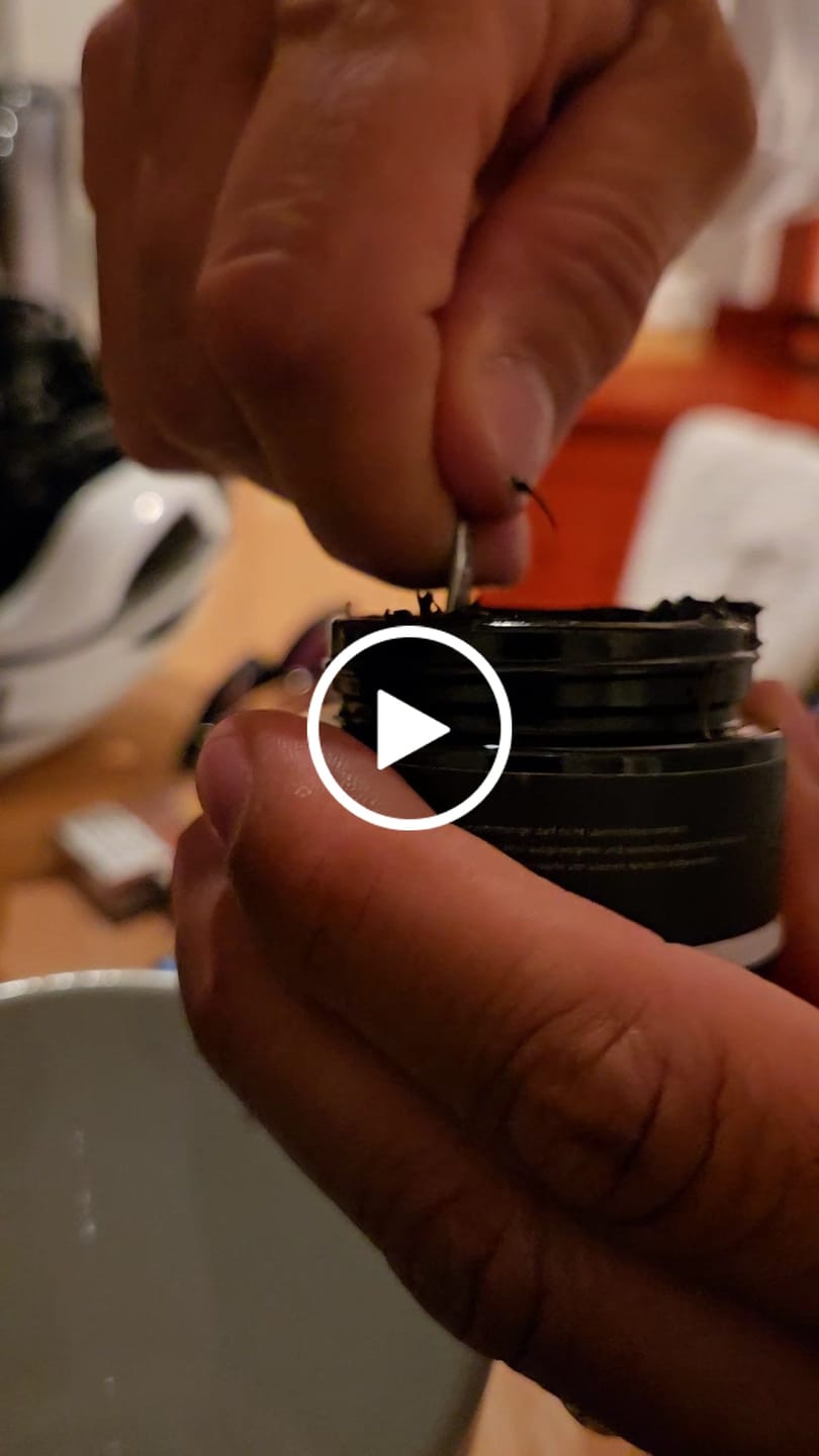 Customer video review of 100 % reines Premium-Shilajit (Naturprodukt)