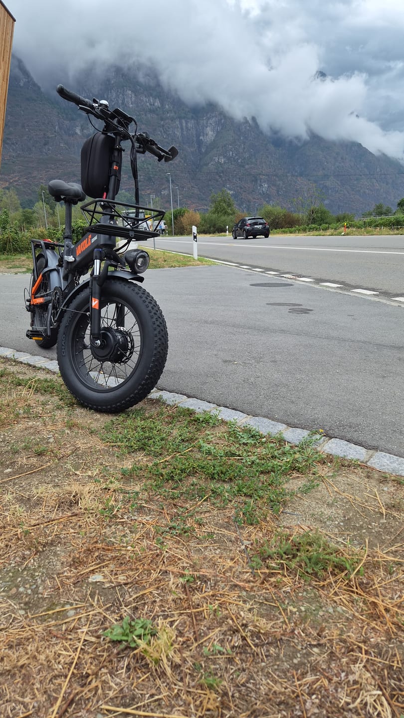 Customer photo review of Vakole CO20 MAX 750W*2 Dual Motor 20" Folding Fat Bike 960Wh with Torque Sensor 20Ah Battery