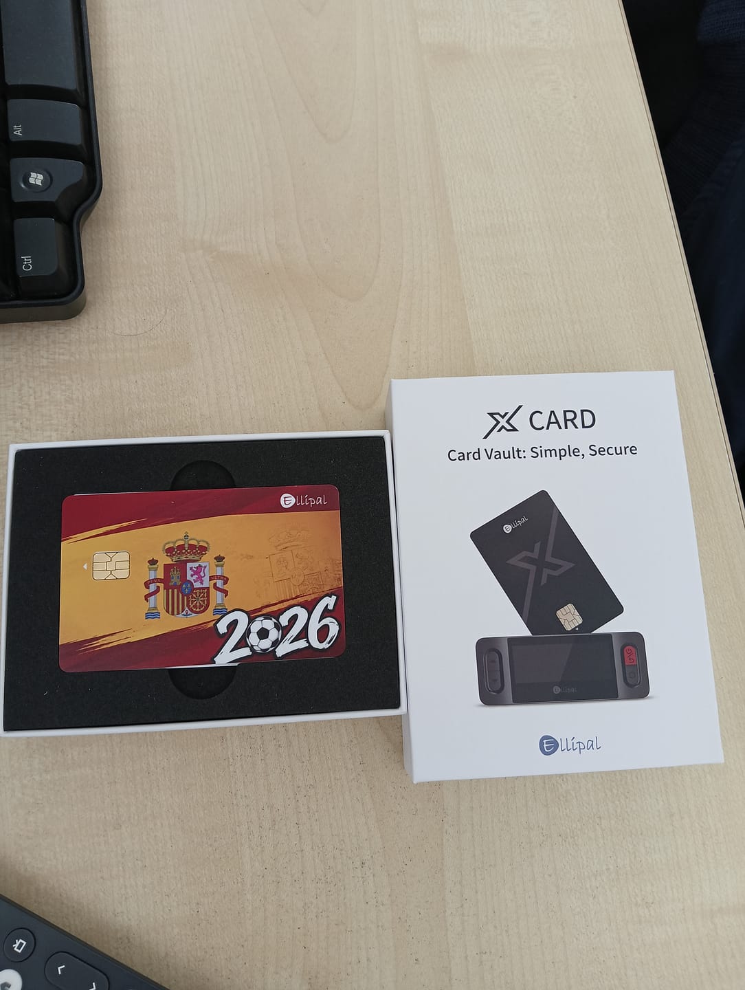 Customer photo review of ELLIPAL X Card Cold Wallet