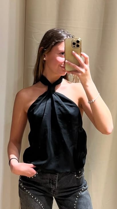 Customer photo review of Top Halter Black