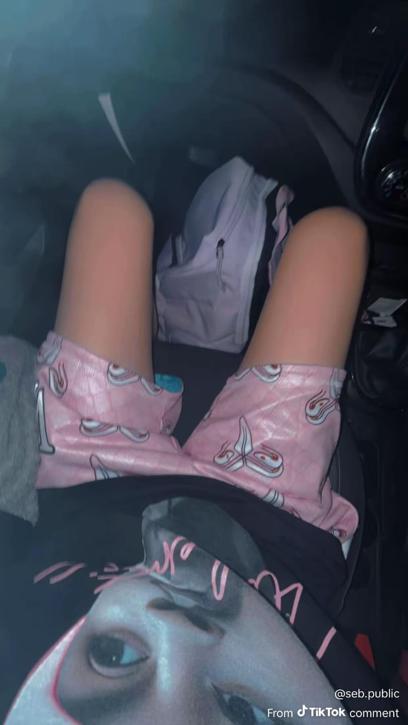 Customer photo review of PINK & BLUE MAMBA REVERSIBLE SHORTS