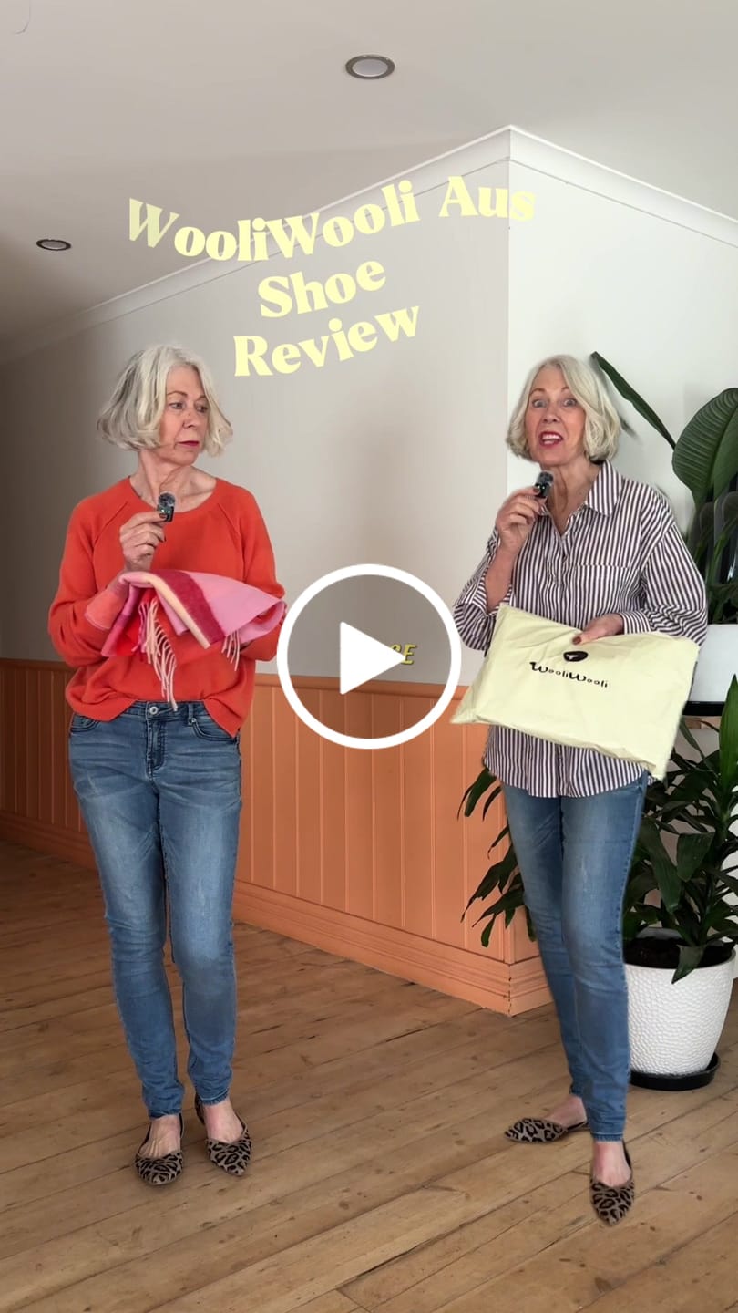 Customer video review of The Adelaide V-Cut Wool Flat | Salt & Pepper
