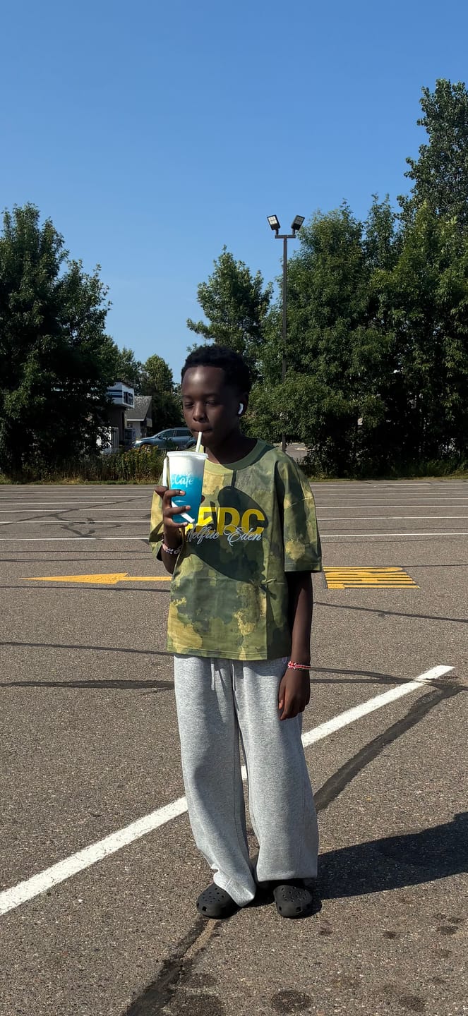 Customer photo review of Aelfric Eden Baggy Sweatpants