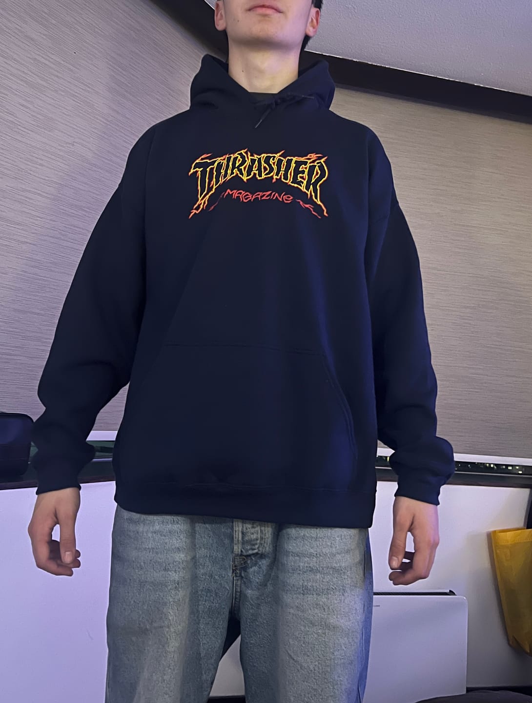 Customer photo review of Thrasher - Poleron Canguro Cracked By Exteenager Navy