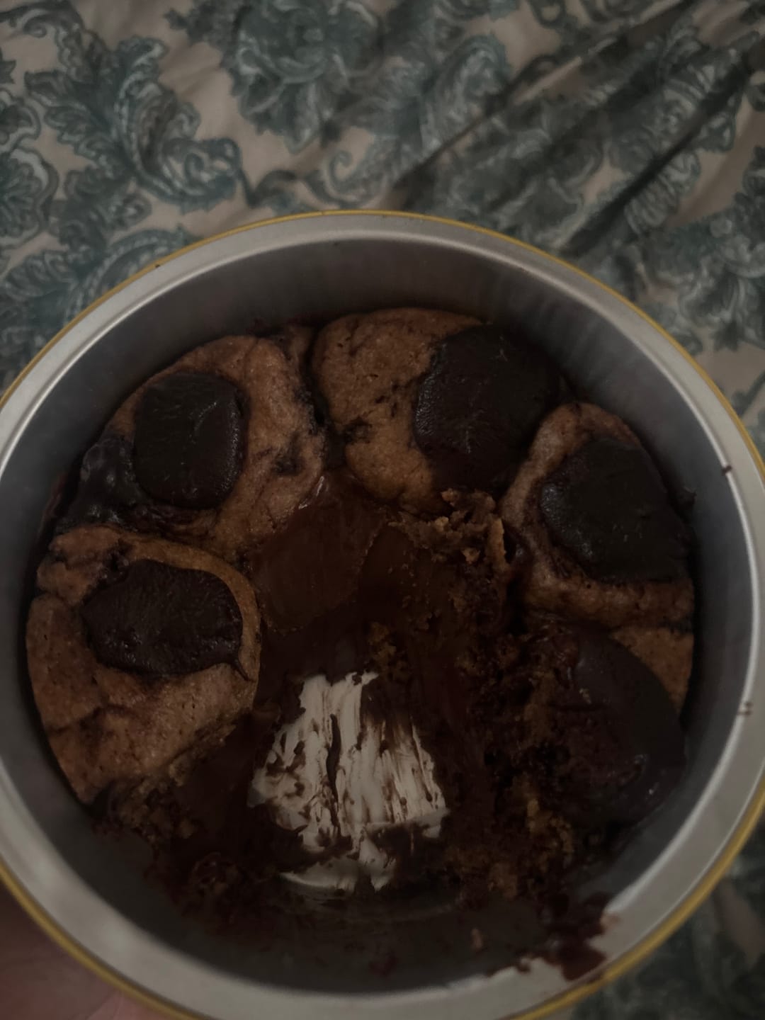 Customer photo review of Nutella Cookie Tin