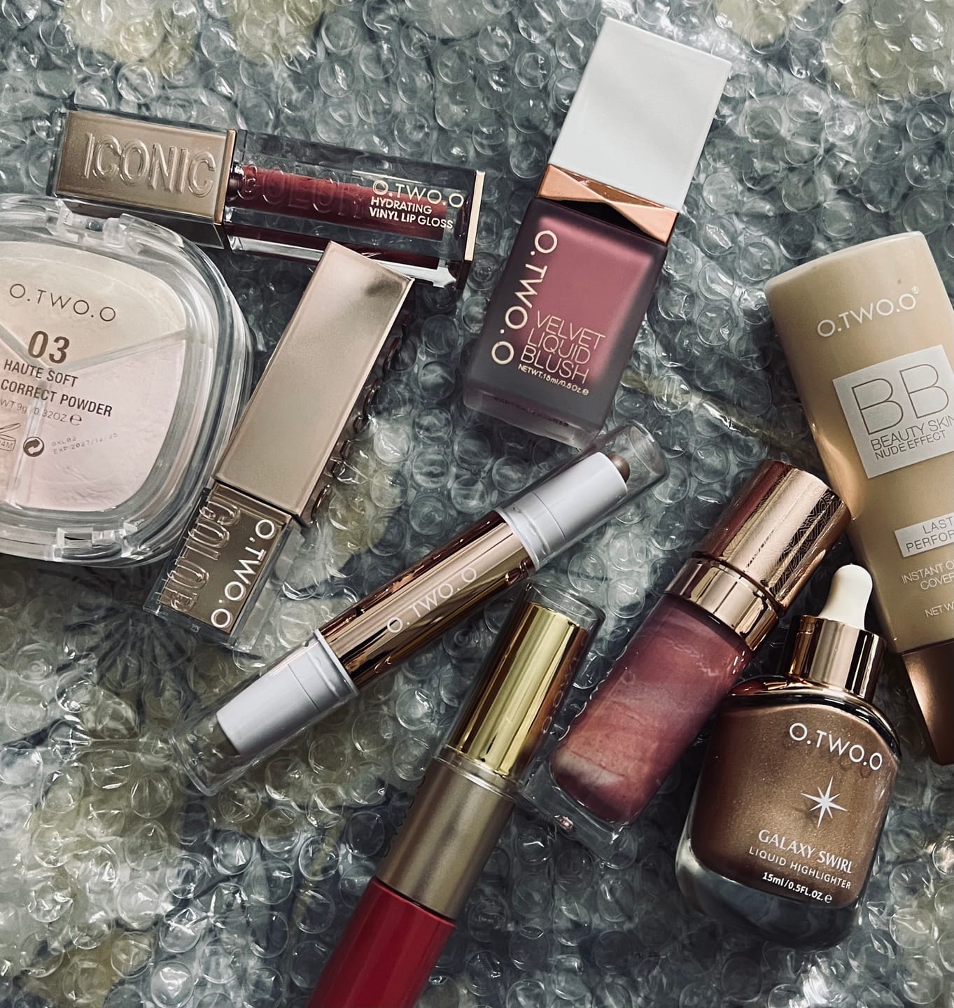 Customer photo review of O.TWO.O HAUTE HYDRATING SATIN LIPSTICK