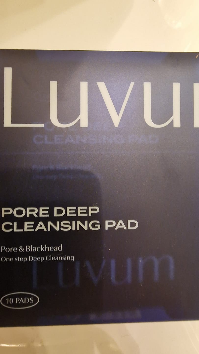 Customer photo review of Luvum Pore Deep Cleansing Pad (10 stk)