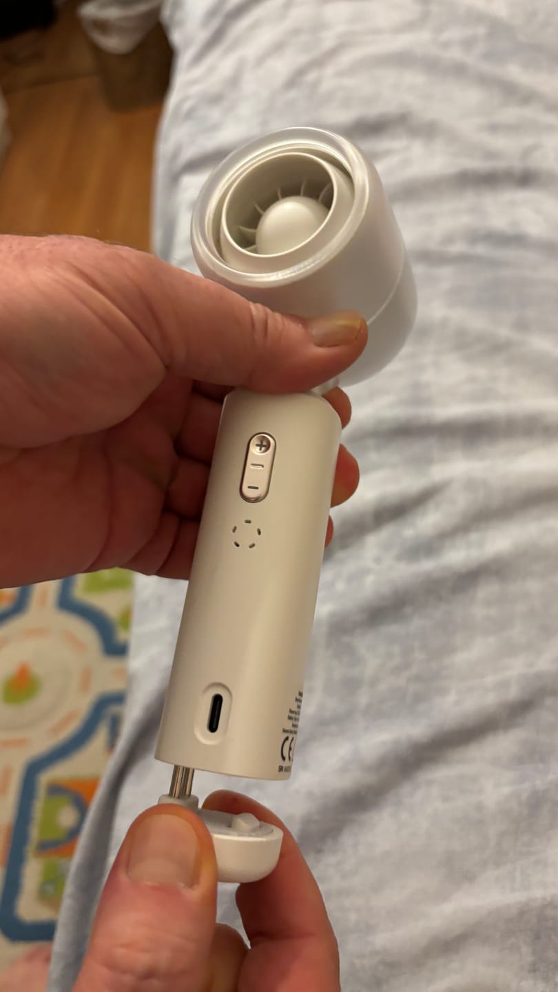 Customer photo review of El Fanı | Taşınabilir, 14000 RPM, 7 Saat Şarjlı, 5 Kademe, Mini Vantilatör, (X6101)