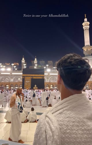 Customer's view of the Kaaba in Mecca while on pilgrimage, reflecting on their use of the Sultan perfume.