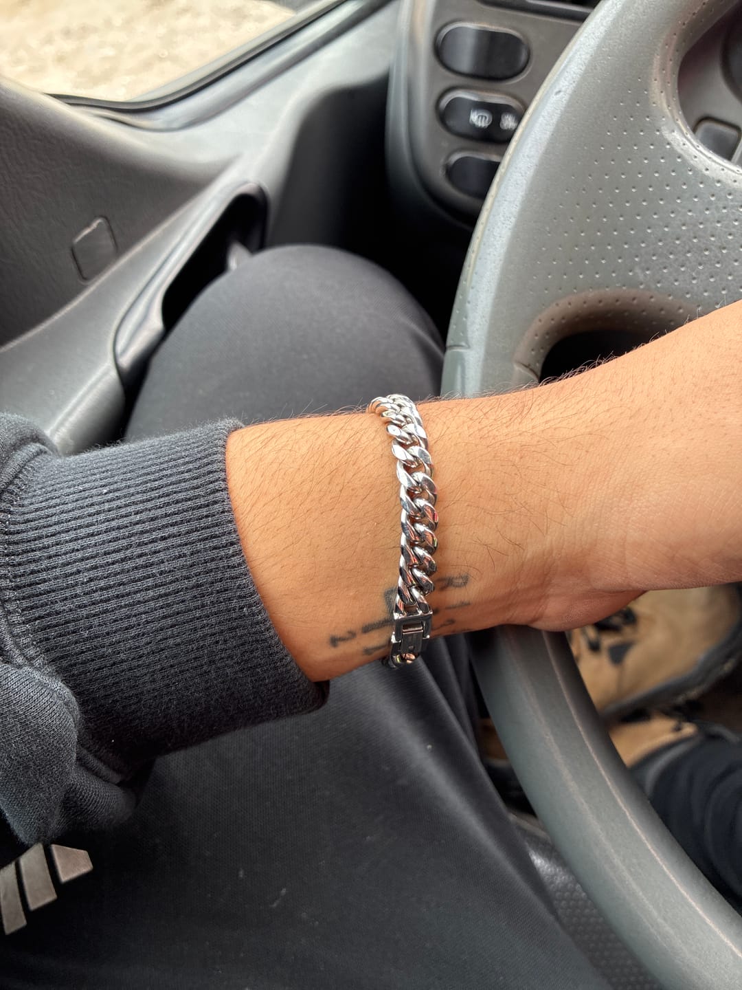 Customer photo review of Cadena Cuban Link 8mm