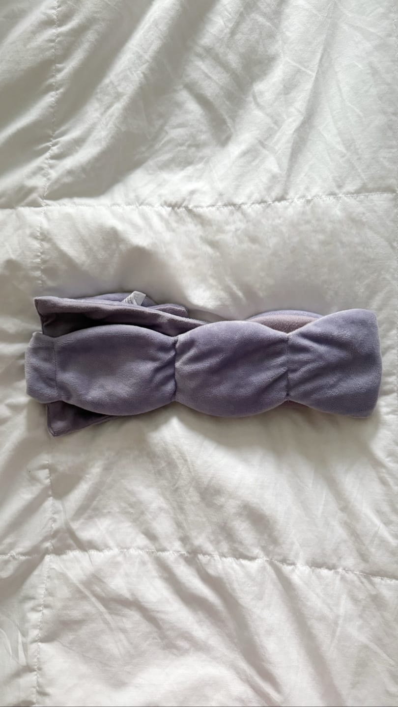 Customer photo review of Dozzli Weighted Sleep Mask