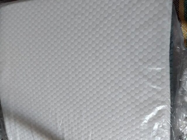 Customer photo review of Oreiller Ergonomique – Le confort idéal pour des nuits plus reposantes