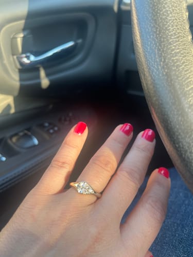 Customer photo review of ANILLO GRETA BAÑO DE ORO
