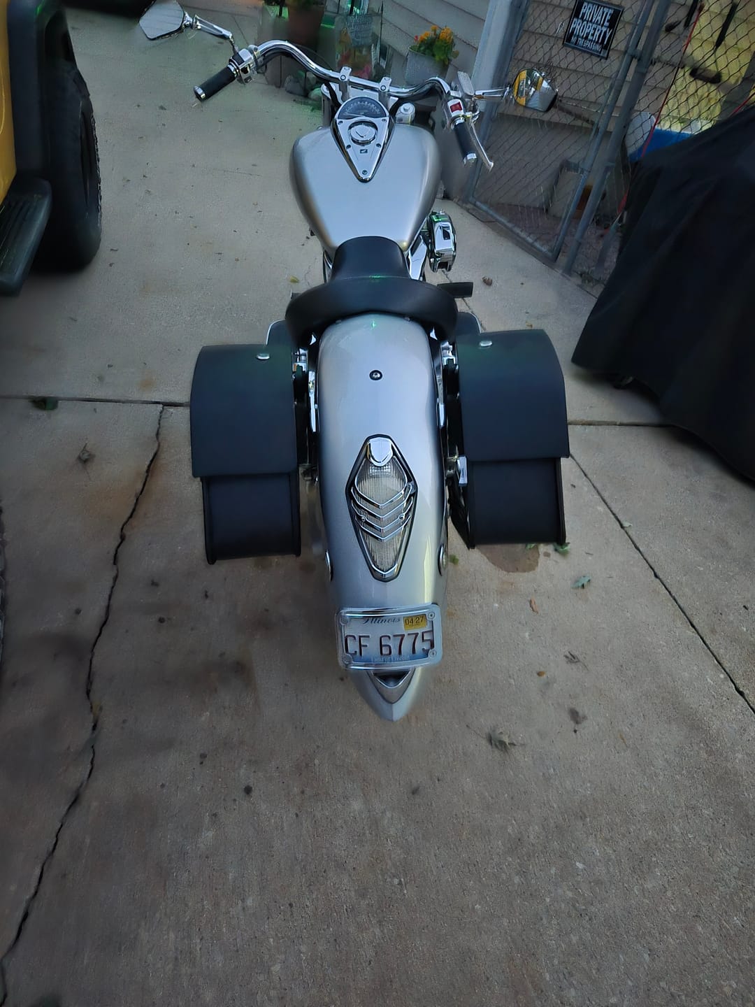 Customer photo review of 28L - Baelor Medium Hard Mount Honda VTX 1300 R Retro Motorcycle Saddlebags