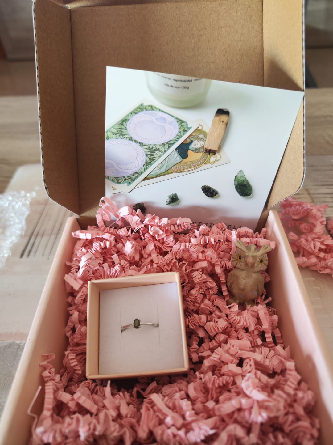 Customer photo review of Anillo Moldavita Ajustable | Buena suerte - Espiritualidad