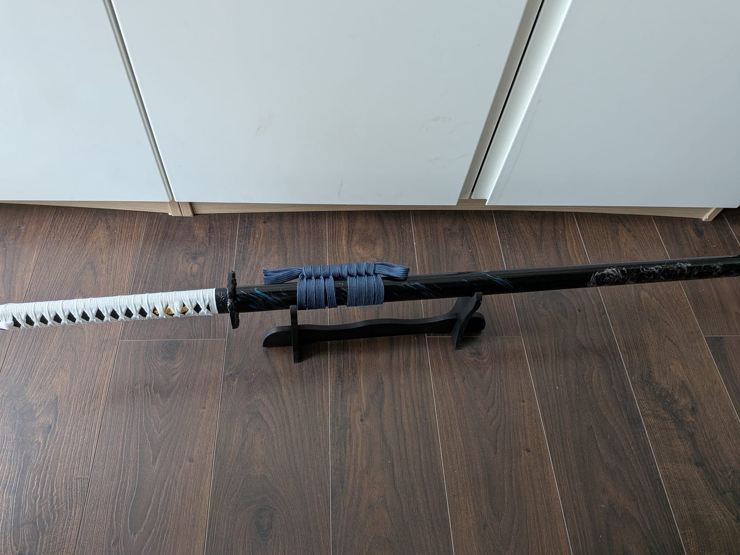 Customer photo review of Ghost Of Tsushima Jin Sakai Metal Katana (Dark Cloud)