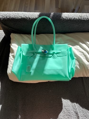 Customer photo review of Jello Tote Azur | Jello Firkin