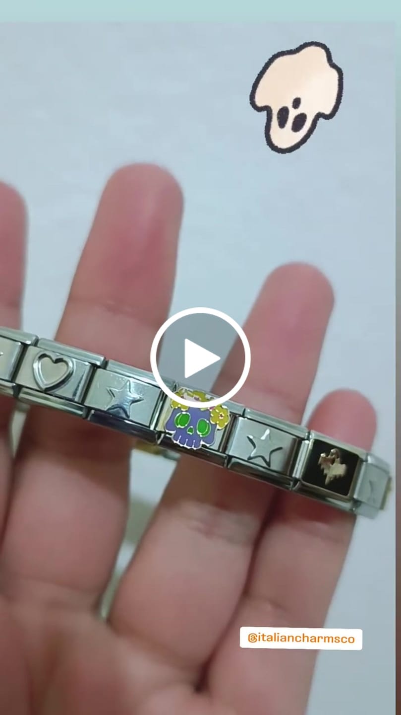 Customer video review of Charm Gato halloween