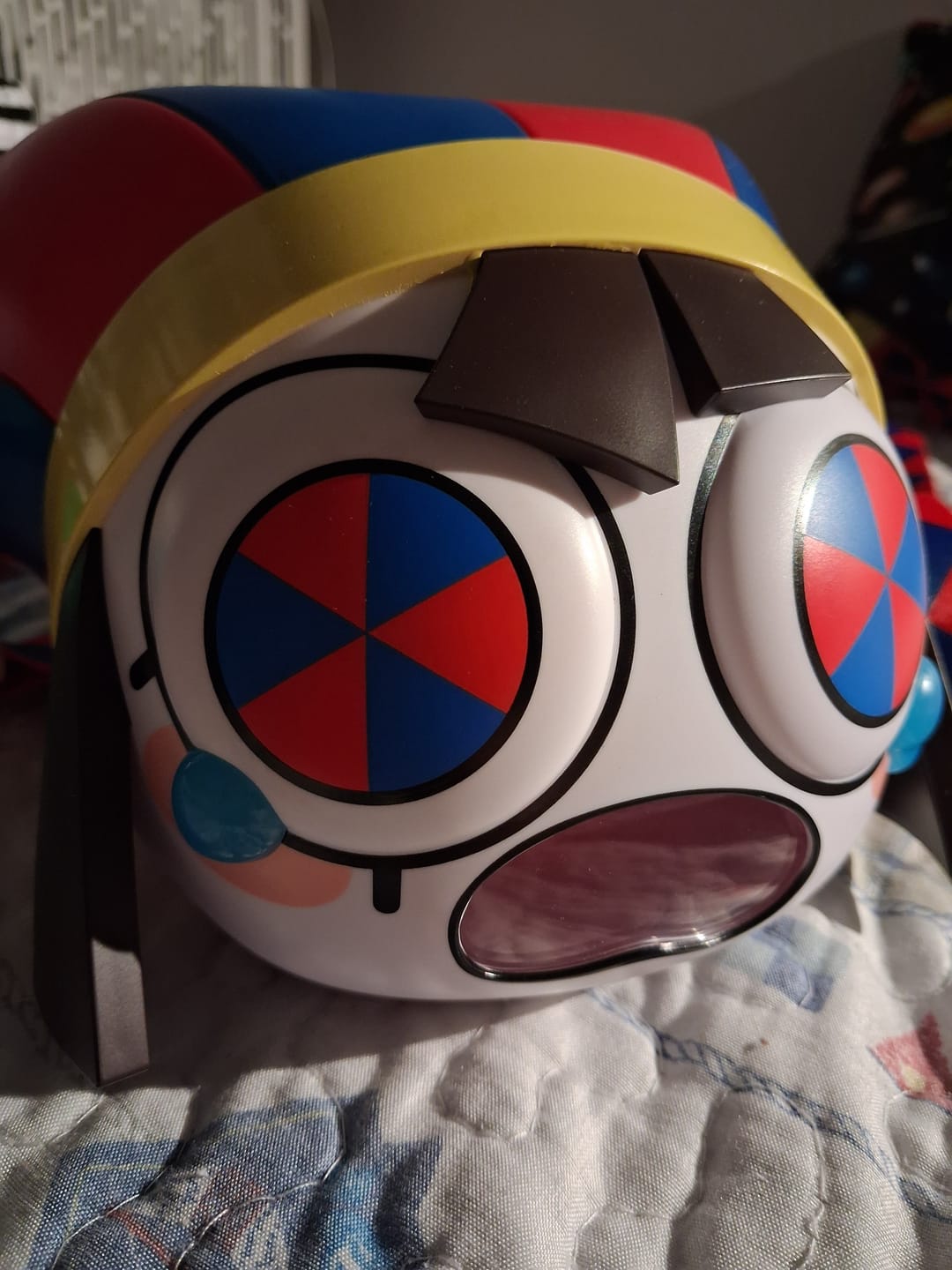 Customer photo review of Pomni Popcorn Bucket